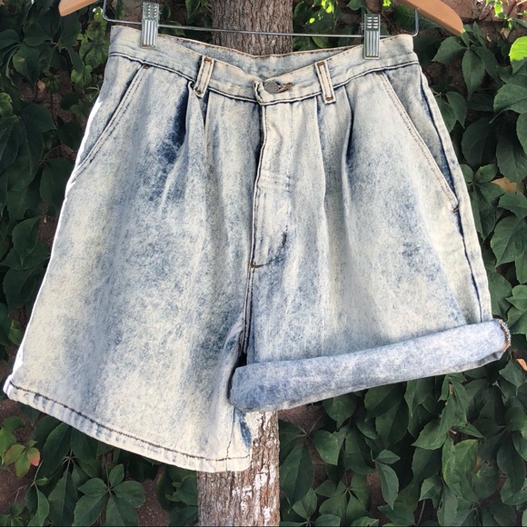 Vintage Pants - Greatland high rise acid wash mom shorts sz.12 C17